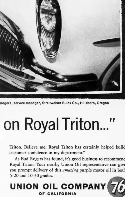 Реклама моторного масла Royal Triton с фрагментом автомобиля Buick и логотипом Union Oil Company.