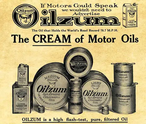 Винтажная реклама моторного масла Oilzum демонстрирует банки и канистры с продуктом на фоне состаренной бумаги и слоганы о превосходном качестве.