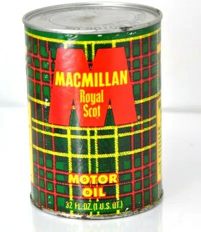 Емкость масла Macmillan Royal Scot в классическом металлическом формфакторе оформленная тартаном.